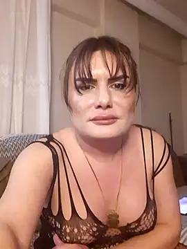 Snapshot of Trans_Mahsen chatting on 12-19-25, 05:53 Trans Mahsen online show from 12-19-25, 05:53