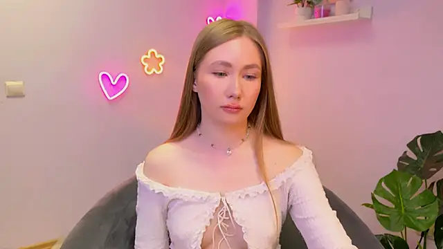 EllyColins online show from 05-24-26, 03:11