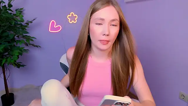 EllyColins online show from 07-04-26, 03:24