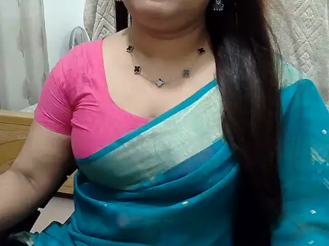 Snapshot of SexyRani2000 chatting on 06-30-26, 03:57 SexyRani2000 online show from 06-30-26, 03:57