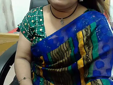 Snapshot of SexyRani2000 chatting on 07-29-26, 03:54 SexyRani2000 online show from 07-29-26, 03:54