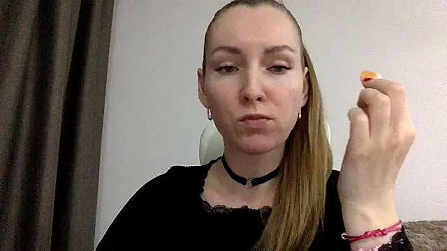 Snapshot of Neralith chatting on 03-10-26, 05:40 Neralith online show from 03-10-26, 05:40