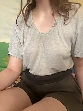 Snapshot of KittieCreme chatting on 08-04-26, 10:18 KittieCreme online show from 08-04-26, 10:18