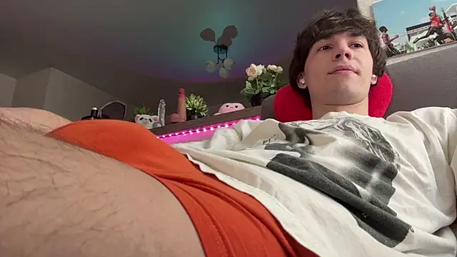 Jeremy1Scott online show from 03-02-26, 07:59