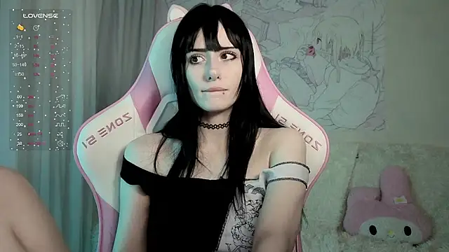 Snapshot of MiranaLieberttt chatting on 04-15-26, 08:53 MiranaLieberttt online show from 04-15-26, 08:53