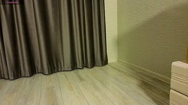 MissPompadure online show from 03-14-26, 04:23