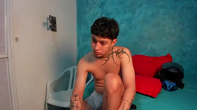 Sky Wild online show from 03-12-26, 07:42