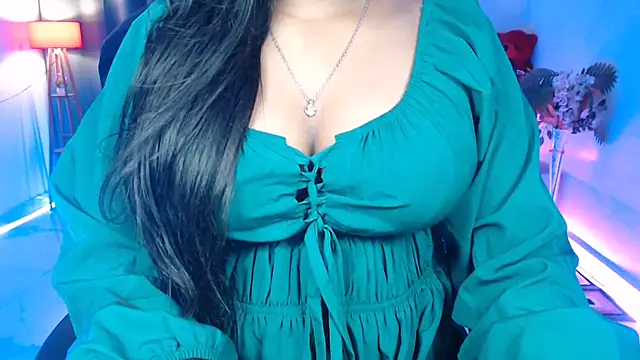 Snapshot of Rashiii_ chatting on 04-28-26, 02:49 Rashiii online show from 04-28-26, 02:49