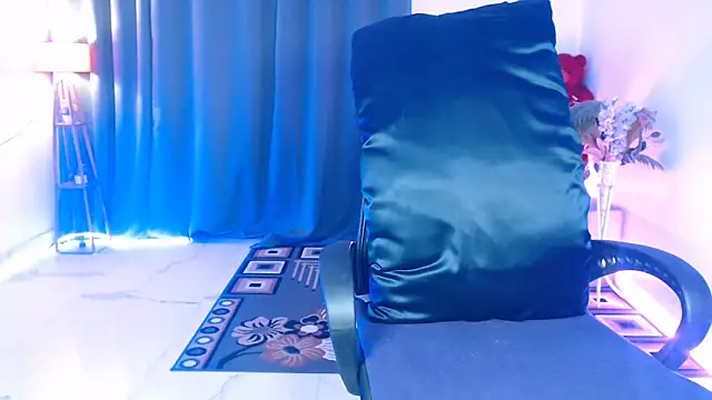 Snapshot of Rashiii_ chatting on 05-08-26, 03:50 Rashiii online show from 05-08-26, 03:50
