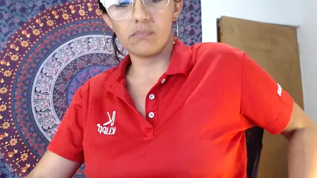 Lucyy Naugthy online show from 02-06-26, 01:21