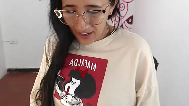 Lucyy Naugthy online show from 04-09-26, 01:38