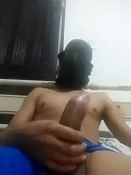 Snapshot of JR777xxx chatting on 03-24-26, 11:32 JR777xxx online show from 03-24-26, 11:32