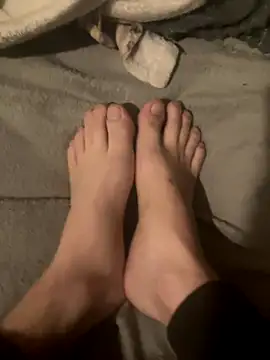 Snapshot of CarmeloA chatting on 10-27-25, 10:03 CarmeloA online show from 10-27-25, 10:03