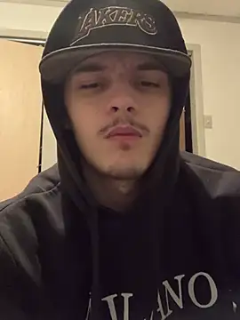 Snapshot of CarmeloA chatting on 01-10-26, 04:36 CarmeloA online show from 01-10-26, 04:36