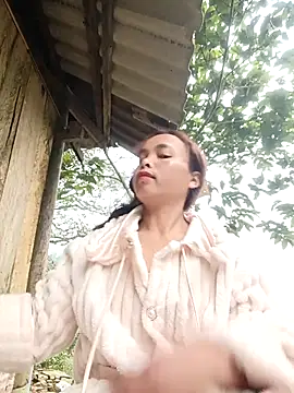 Nguyet2k4 online show from 01-14-26, 01:33