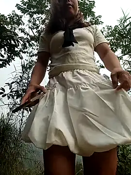 Nguyet2k4 online show from 03-19-26, 12:36