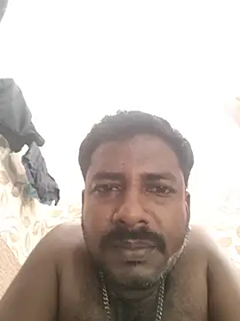Snapshot of Vickyins480000 chatting on 06-06-26, 09:47 Vickyins480000 online show from 06-06-26, 09:47