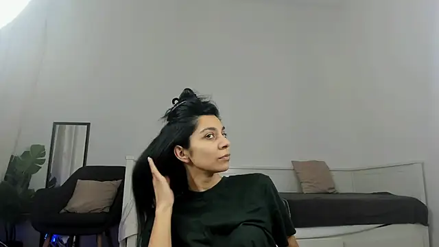 ReneeVoss online show from 03-03-26, 03:45