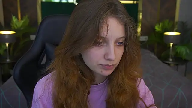 CuteeFoxy online show from 04-07-26, 01:11