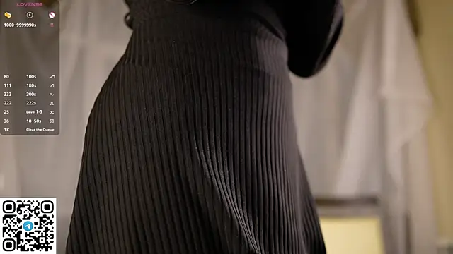 Erosyne online show from 04-24-26, 05:15