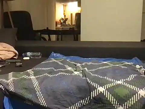 dicsucerboy77 online show from 04-20-26, 01:19