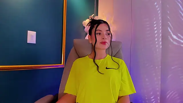 Rashel Frost  online show from 06-18-26, 07:29