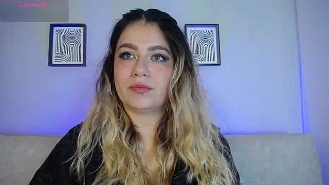 Sweet Bella Valery online show from 03-09-26, 11:20