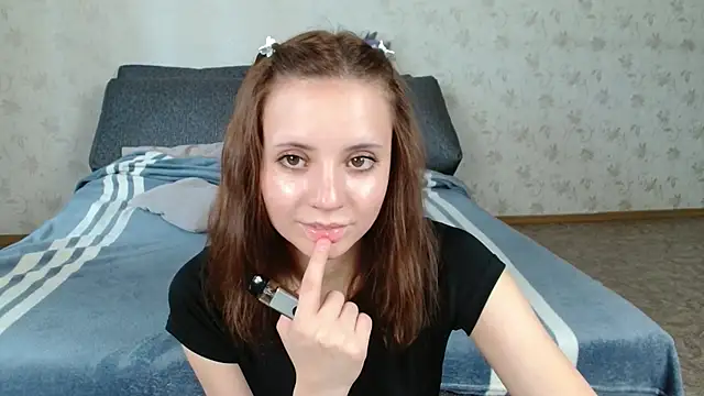 Snapshot of evaa_here_ chatting on 07-04-26, 09:37 evaa here online show from 07-04-26, 09:37