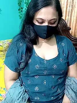 Snapshot of Porimoni22 chatting on 04-19-26, 11:20 Porimoni22 online show from 04-19-26, 11:20