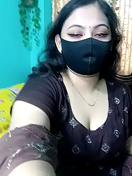 Snapshot of Porimoni22 chatting on 04-28-26, 04:28 Porimoni22 online show from 04-28-26, 04:28