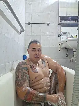 Snapshot of Rueditasss chatting on 01-18-26, 01:53 Rueditasss online show from 01-18-26, 01:53