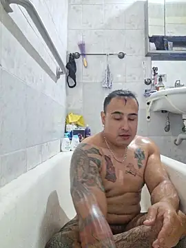 Snapshot of Rueditasss chatting on 03-20-26, 12:04 Rueditasss online show from 03-20-26, 12:04