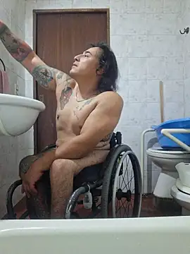 Snapshot of Rueditasss chatting on 03-30-26, 02:07 Rueditasss online show from 03-30-26, 02:07