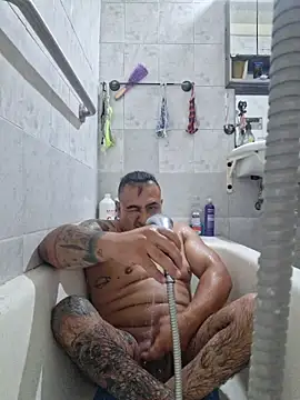 Snapshot of Rueditasss chatting on 04-01-26, 02:34 Rueditasss online show from 04-01-26, 02:34