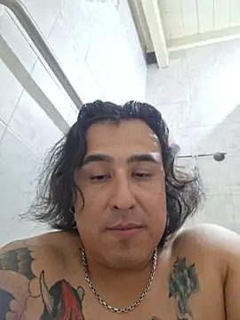 Snapshot of Rueditasss chatting on 04-01-26, 01:41 Rueditasss online show from 04-01-26, 01:41