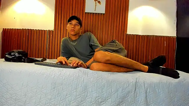 AQUARIUS x online show from 11-11-25, 12:05