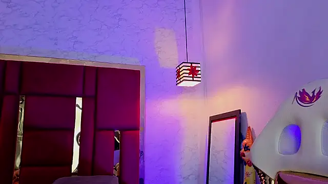 Snapshot of moon_winy chatting on 03-12-26, 11:38 moon winy online show from 03-12-26, 11:38