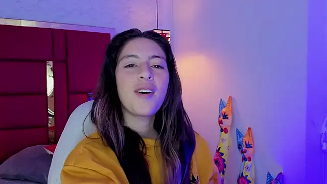 Snapshot of moon_winy chatting on 04-03-26, 11:41 moon winy online show from 04-03-26, 11:41