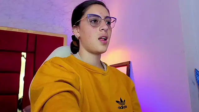 moon winy online show from 05-20-26, 11:49