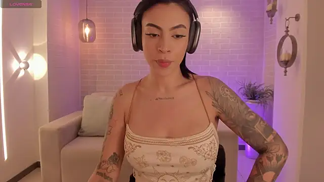 ChristineFord  online show from 06-03-26, 11:35