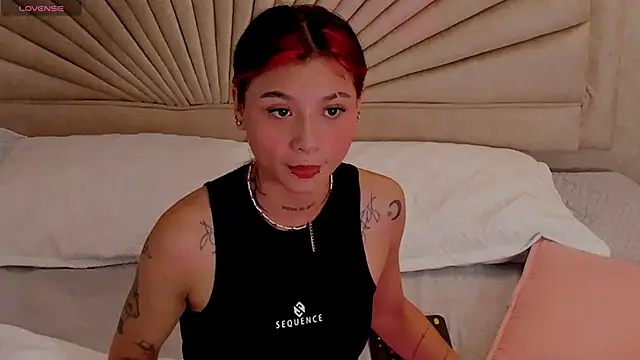 Emma duff online show from 12-17-25, 12:44