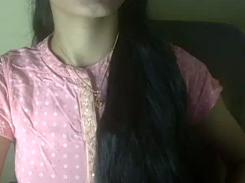Snapshot of Shezi_N chatting on 06-16-26, 01:47 Shezi N online show from 06-16-26, 01:47