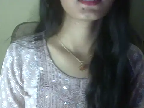 Snapshot of Shezi_N chatting on 06-30-26, 02:29 Shezi N online show from 06-30-26, 02:29