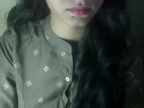 Snapshot of Shezi_N chatting on 07-01-26, 03:34 Shezi N online show from 07-01-26, 03:34