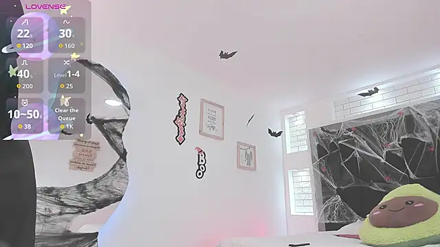 Madison Grey  online show from 10-30-25, 12:50