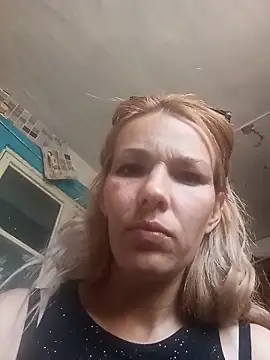 Snapshot of Coare_Cindy chatting on 05-16-26, 12:59 Coare Cindy online show from 05-16-26, 12:59