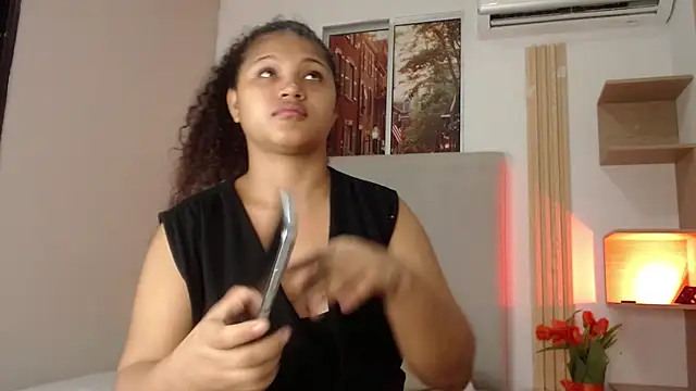 Snapshot of miel_alisha chatting on 02-01-26, 12:15 miel alisha online show from 02-01-26, 12:15