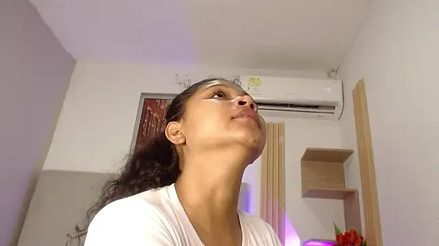 Snapshot of miel_alisha chatting on 02-24-26, 12:03 miel alisha online show from 02-24-26, 12:03