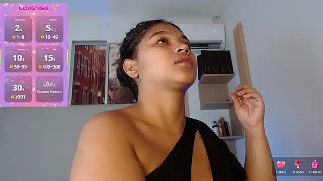 Snapshot of miel_alisha chatting on 03-09-26, 01:26 miel alisha online show from 03-09-26, 01:26