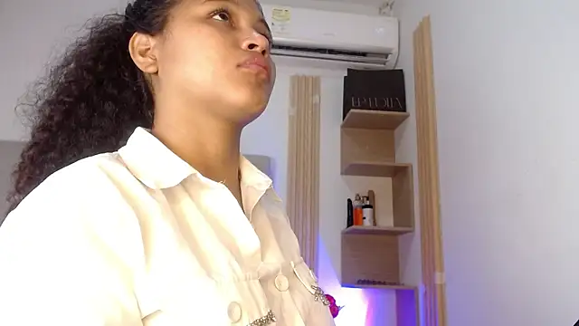 Snapshot of miel_alisha chatting on 03-13-26, 01:07 miel alisha online show from 03-13-26, 01:07